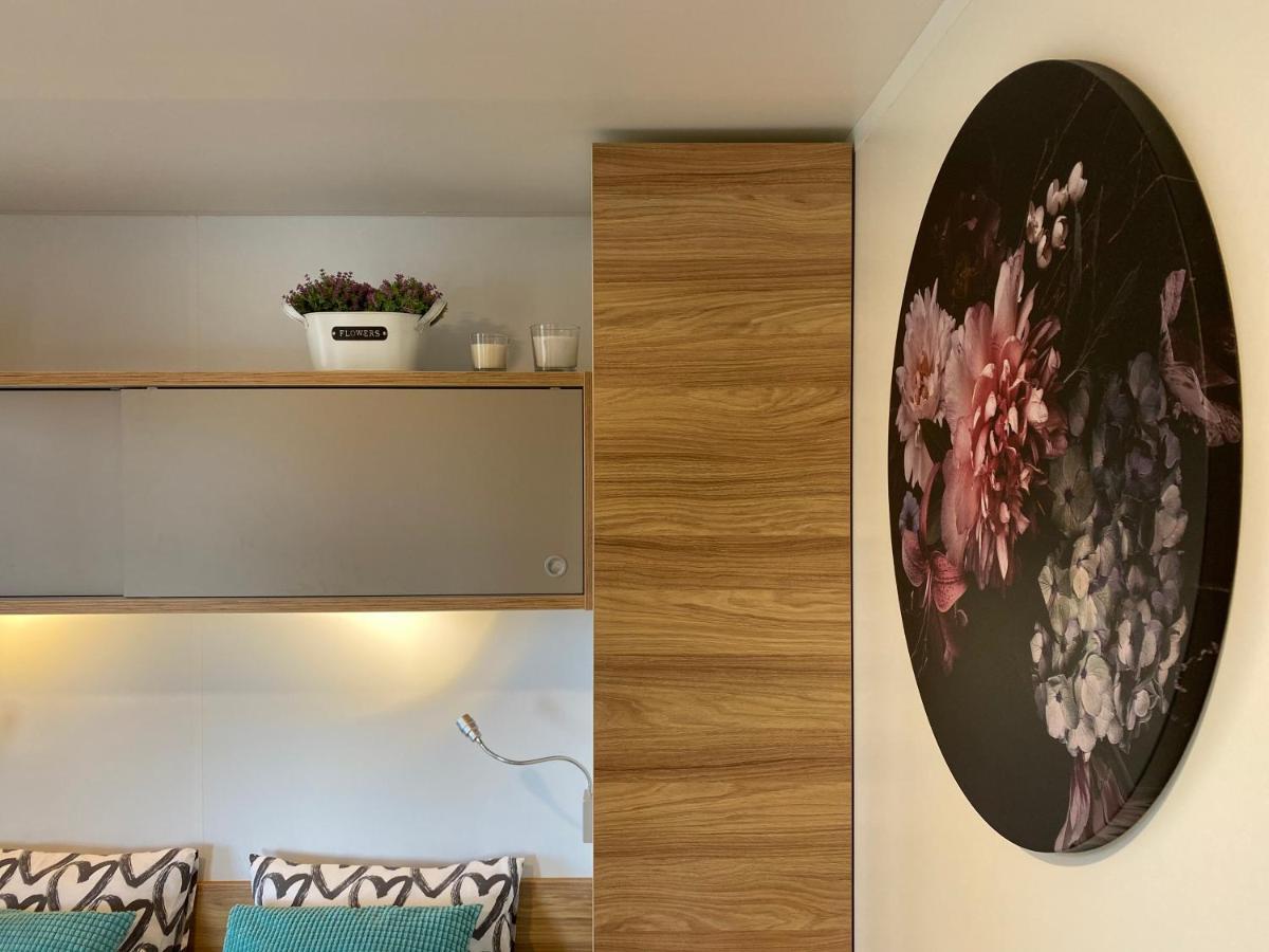 Mobile Home Divina Camp Porton Nature Hideouts Rovinj Exterior photo